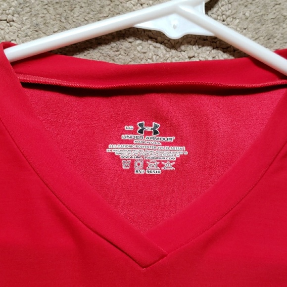 Under Armour Shirt - Picture 2 of 2